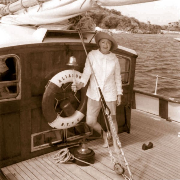 AlianoraFishing1